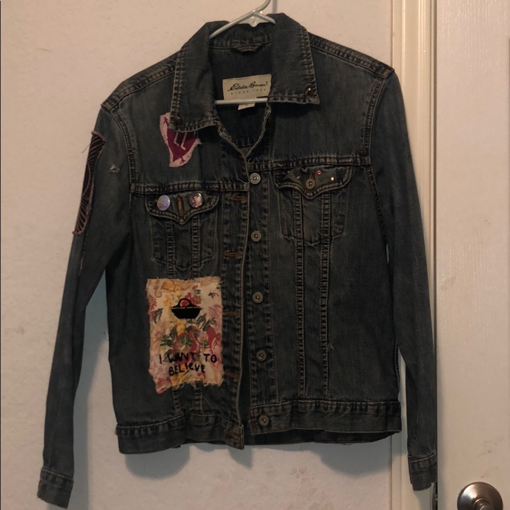 Adorable punk vintage jean jacket